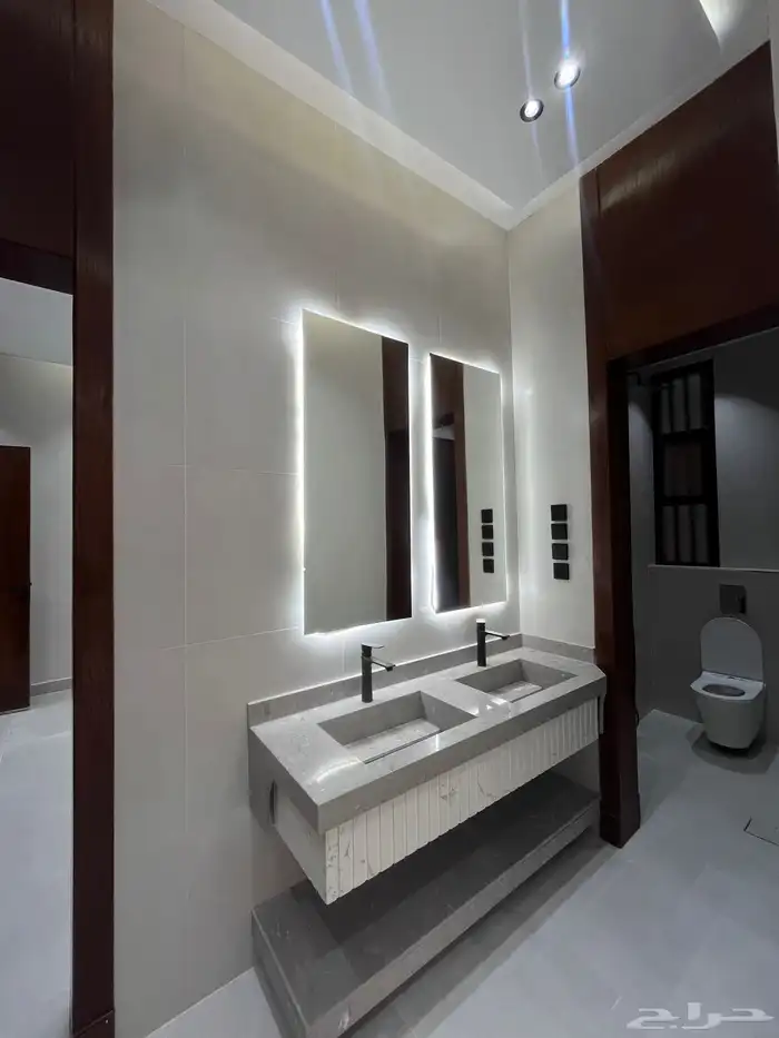 للبيع ارواف علويه خميس مشيط طريق المدينه سعر الروف 685 الف 3