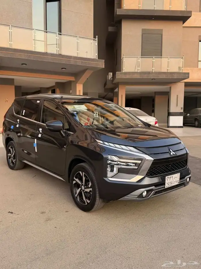 ميتسوبيشي اكسباندر 23 نص فل 19