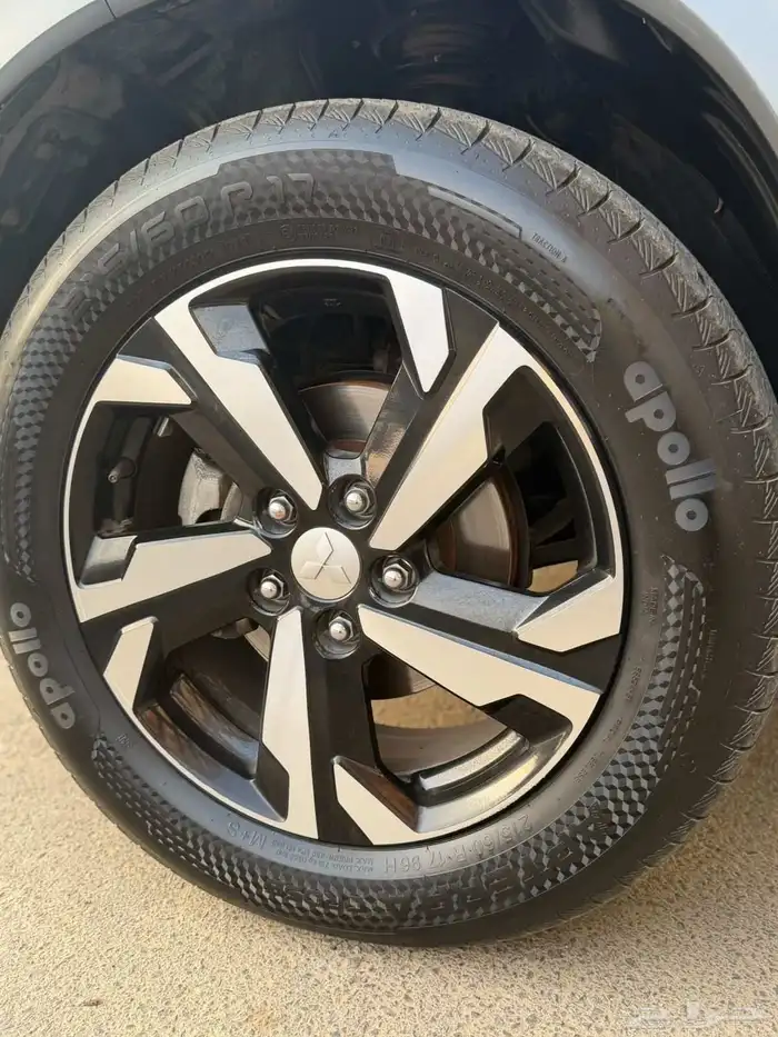 ميتسوبيشي اكسباندر 23 نص فل 9