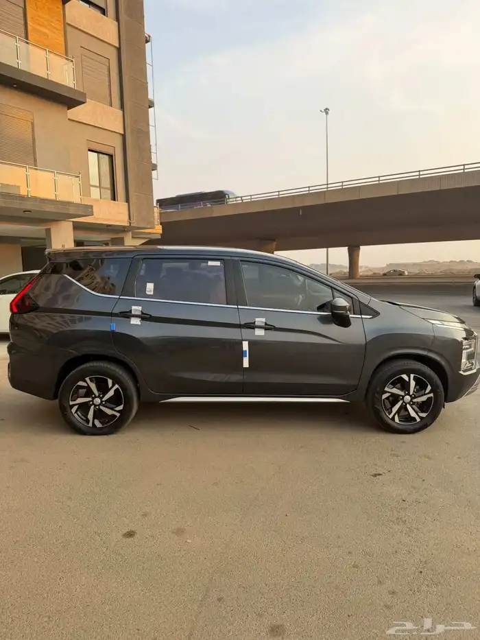 ميتسوبيشي اكسباندر 23 نص فل 7