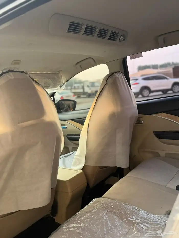 ميتسوبيشي اكسباندر 23 نص فل 16