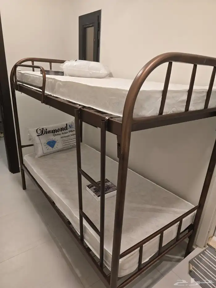 سرير حديد دورين دور واحد مراتب و بطانية و مخدة و مفرش جديد 9