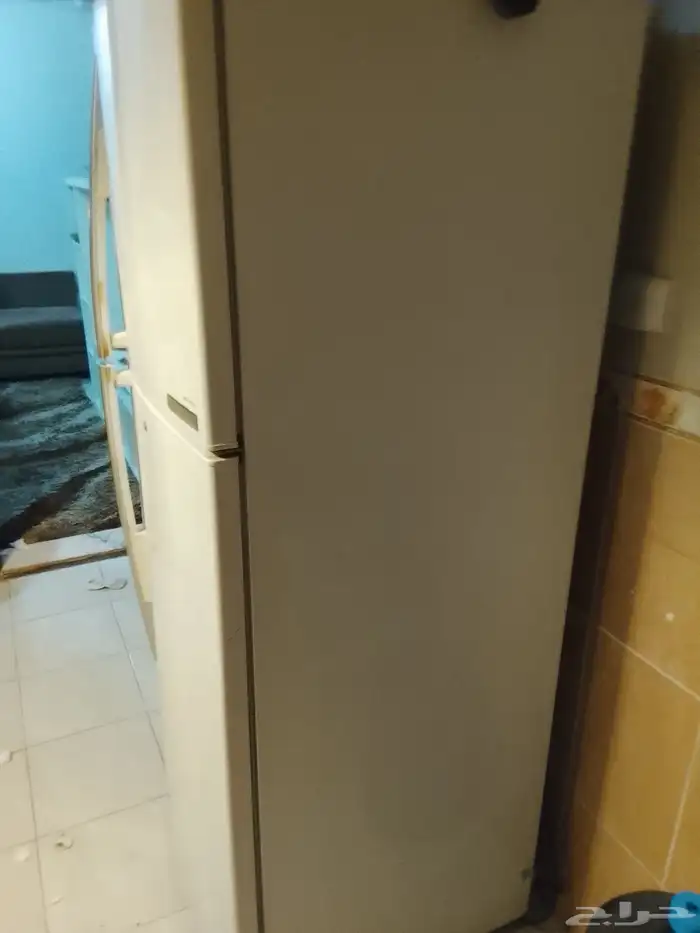 ثلاجه للبيع المستعجل 2