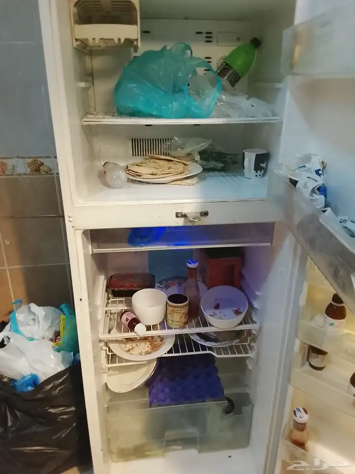 ثلاجه للبيع المستعجل 4