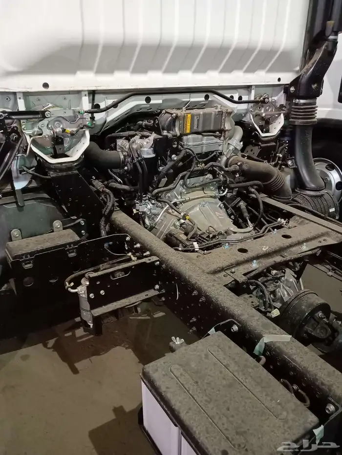 ايسوزو دينا 6 طن 6.10 متر 2025 3