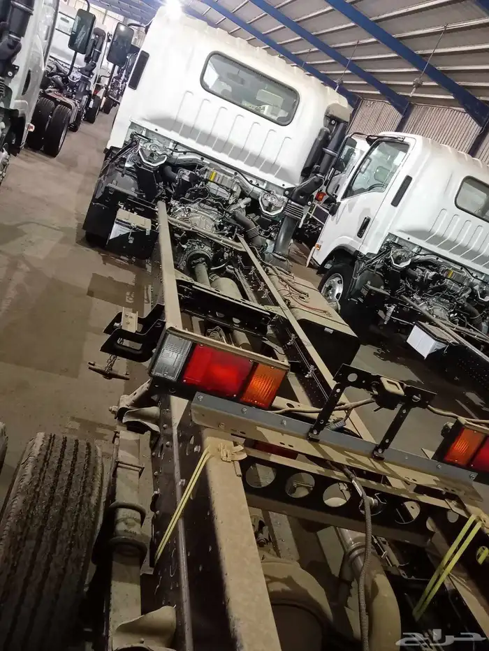 ايسوزو دينا 6 طن 6.10 متر 2025 2