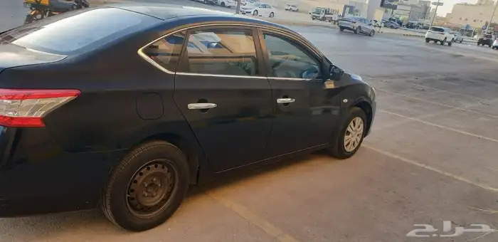نيسان سنترا موديل 2014 بحالة جيدة للمستخدم 4