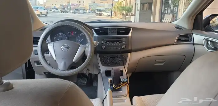 نيسان سنترا موديل 2014 بحالة جيدة للمستخدم 5