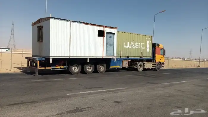 تريله لنقل البضايع من الدمام 0