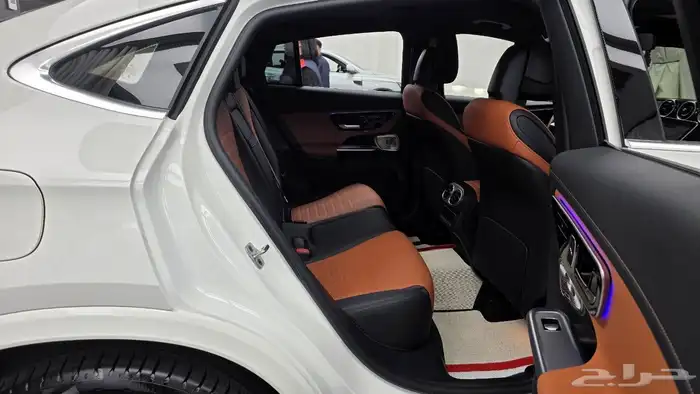 للاستيرادمن كوريا  مرسيدس GLC300كوبيه 2024 3