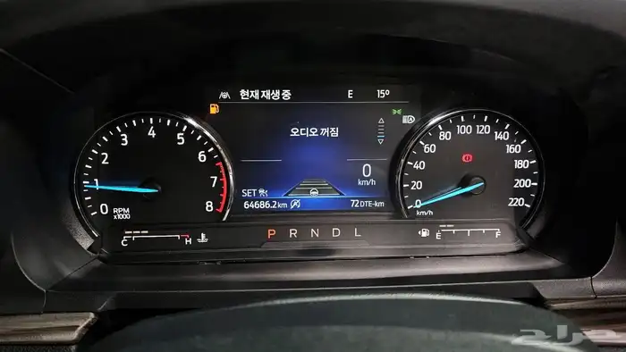 للاستيرادمن كوريا  فورد اكسبلور  2021 12