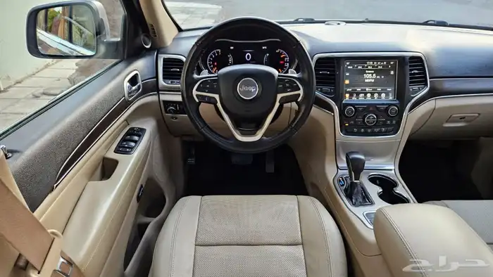 جيب جراند شروكي 2017 لمتيد 6سلند بودي بلد 10