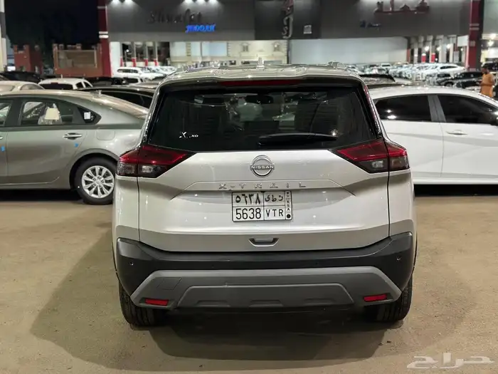 نيسان اكس تريل 2023 SV بلس فل كامل 3