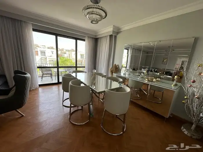 للسياحه بجانب الخدمات في مدينة الشيخ زايد داخل ارقي كمبوند 3