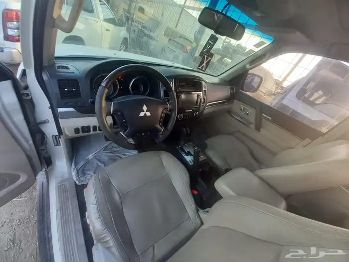 ميتسوبيشي باجيرو 2016 10