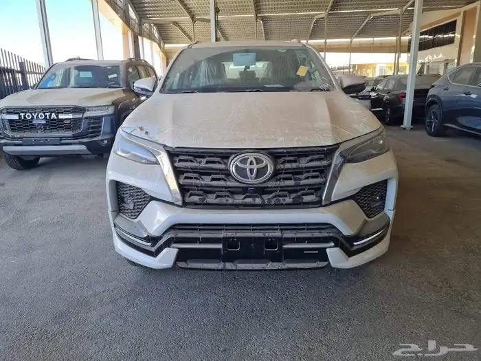 تويوتا فورشنر vx3 ديزل 4.0 لتر 2025 عرض اليوم كاش 0