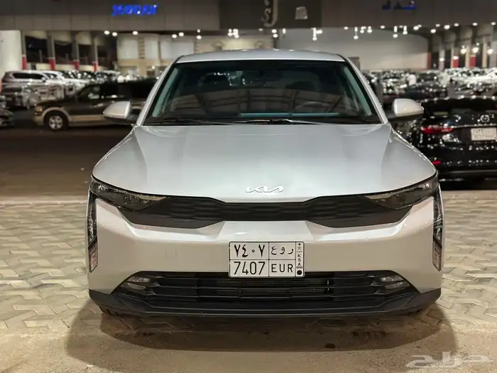 كيا 2024 K3 مطور شبه جديد 1