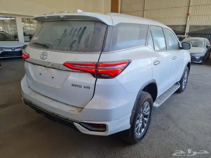 تويوتا فورشنر vx3 ديزل 4.0 لتر 2025 عرض اليوم كاش 5