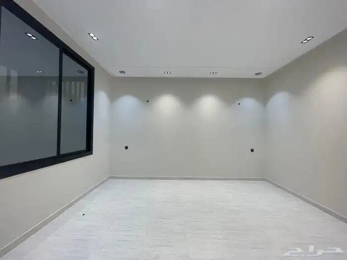 للبيع روف علوي مع ملحق مقابل نادي ضمك تشطيب vip 4