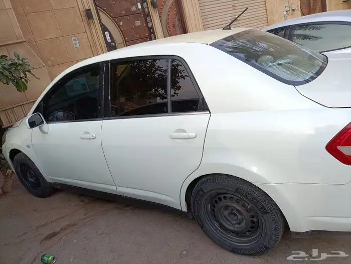 نيسان تيدا 2