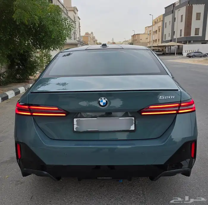 بي ام دبليو 520i ام كت 2024 بحالة الوكالة 2