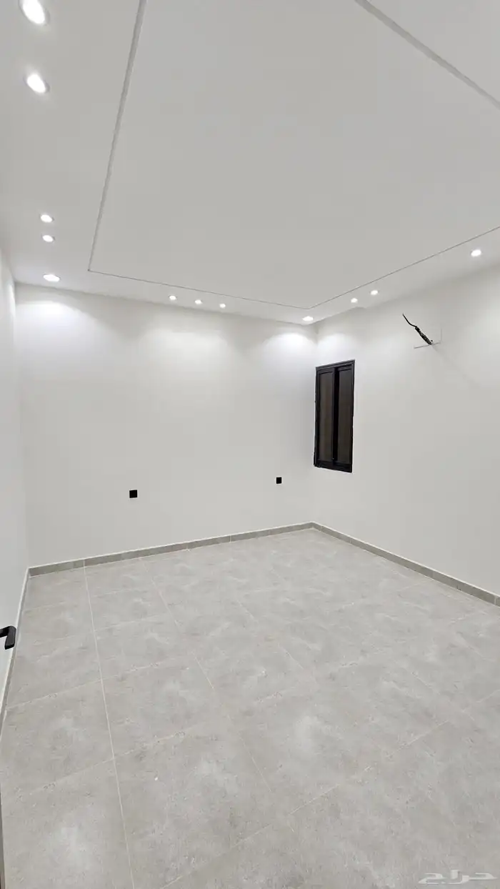 للبيع شقه دور ثاني مع سطح مستقل المصعد شغال بسعر 520الف 15