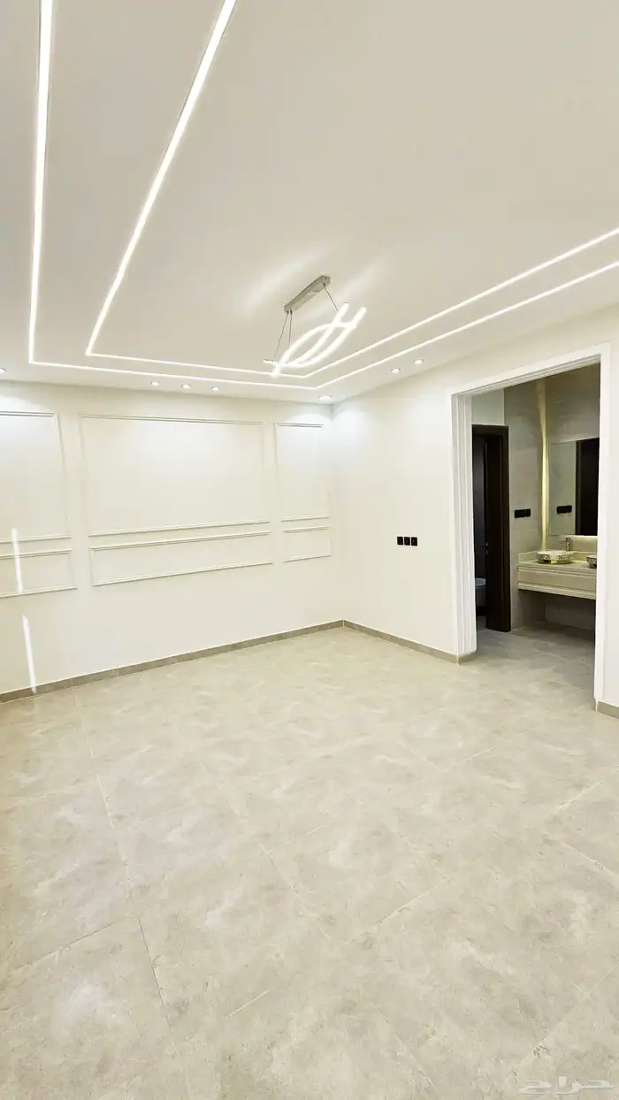 للبيع شقه دور ثاني مع سطح مستقل المصعد شغال بسعر 520الف 5