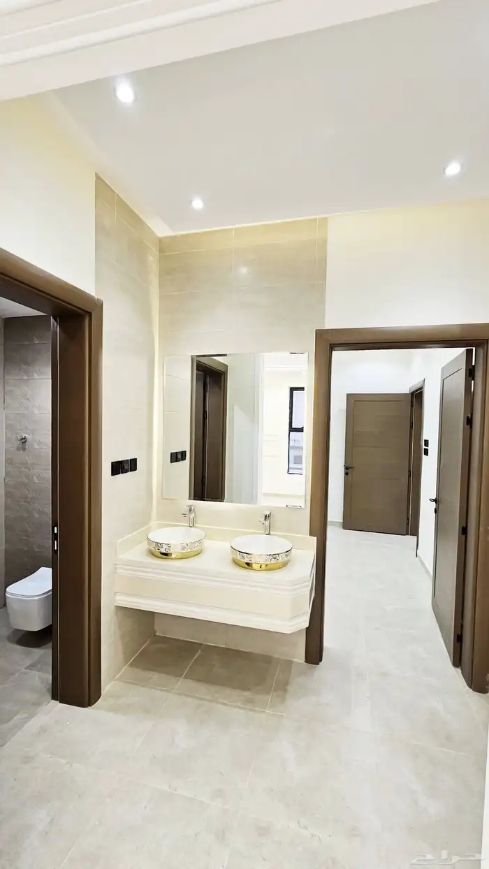 للبيع شقه دور ثاني مع سطح مستقل المصعد شغال بسعر 520الف 7