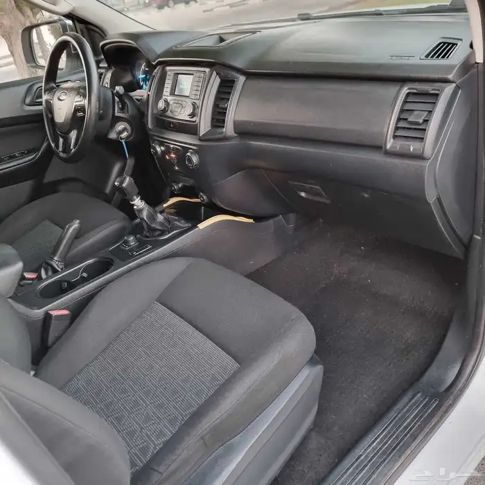 فورد رينجر ديزل موديل 2020 نظيف جدا للمستخدم 24