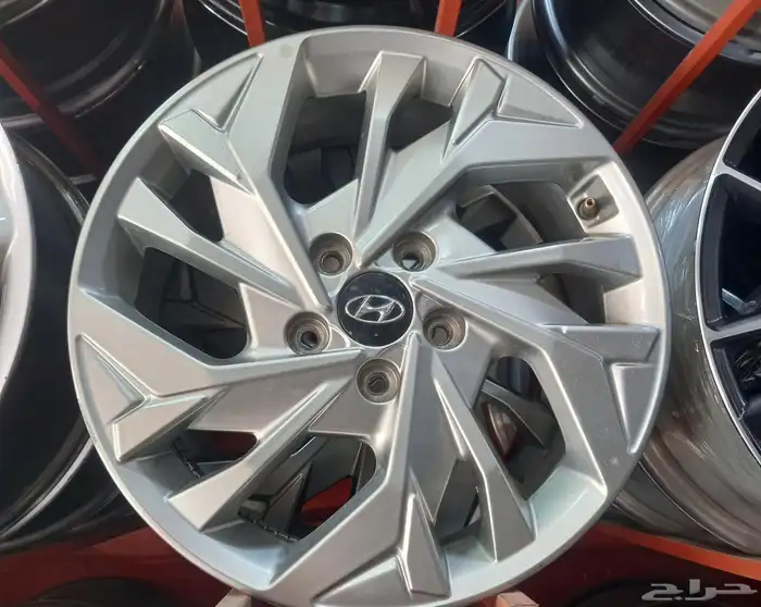 جنوط هونداي كريتا موديل2024 مقاس 17 اصلي وكاله 1