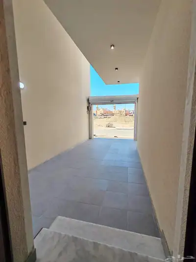 للبيع بأحد رفيده شقه دور ارضي مع حوش واسع من 550 الف index