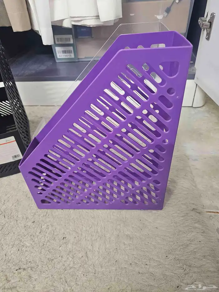 لدي 4 ارفوف جميع اللون للبيع 4