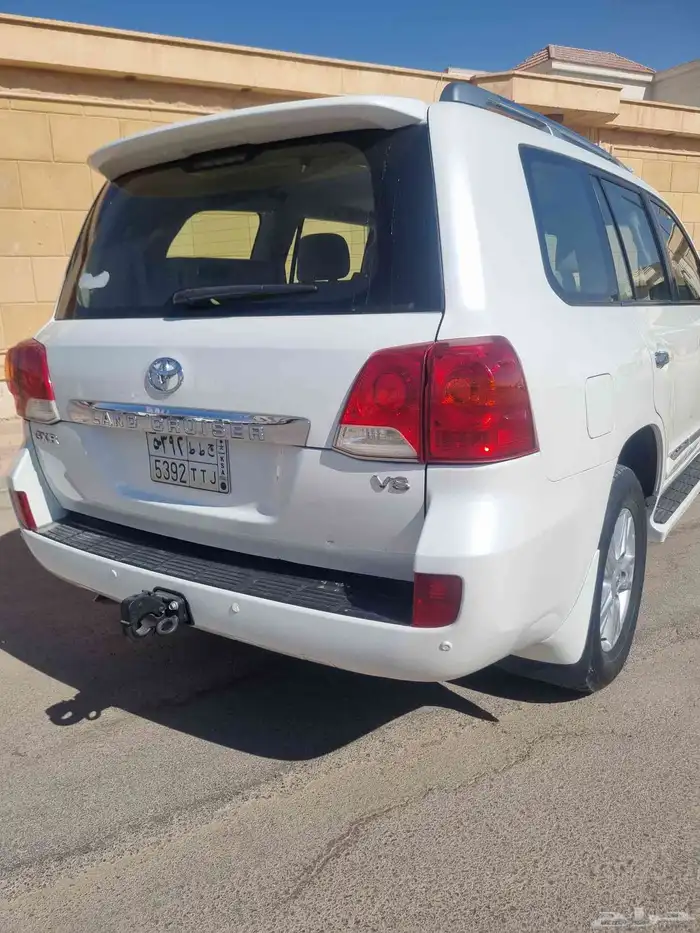 لاندكروزر 2015 8