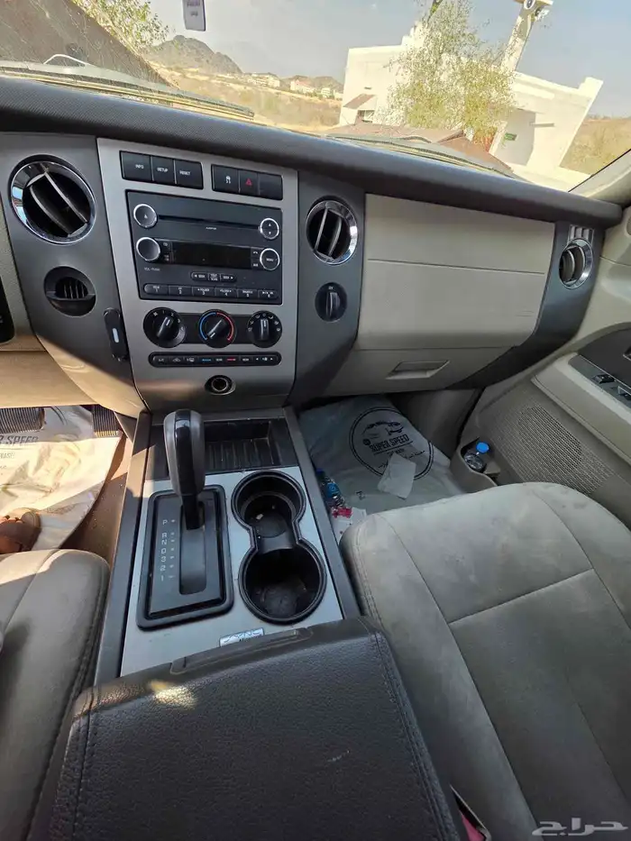 فورد اكسبديشن 2011 5