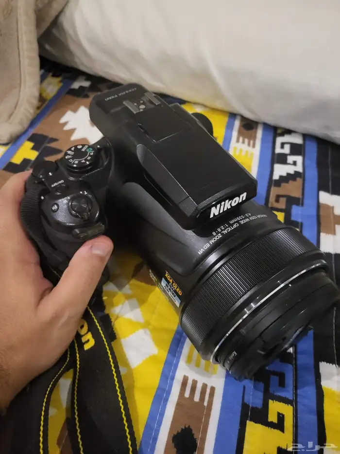 كاميرا نيكون p1000 0