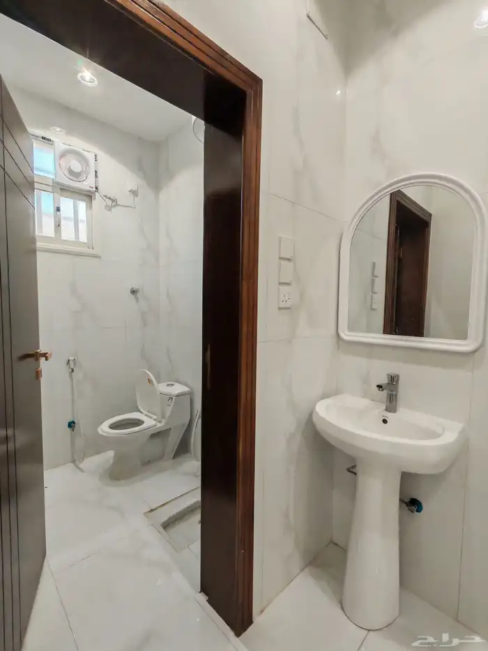 للبيع بأبها المحاله دور ارضي بحوش واسع ب 590 الف 22