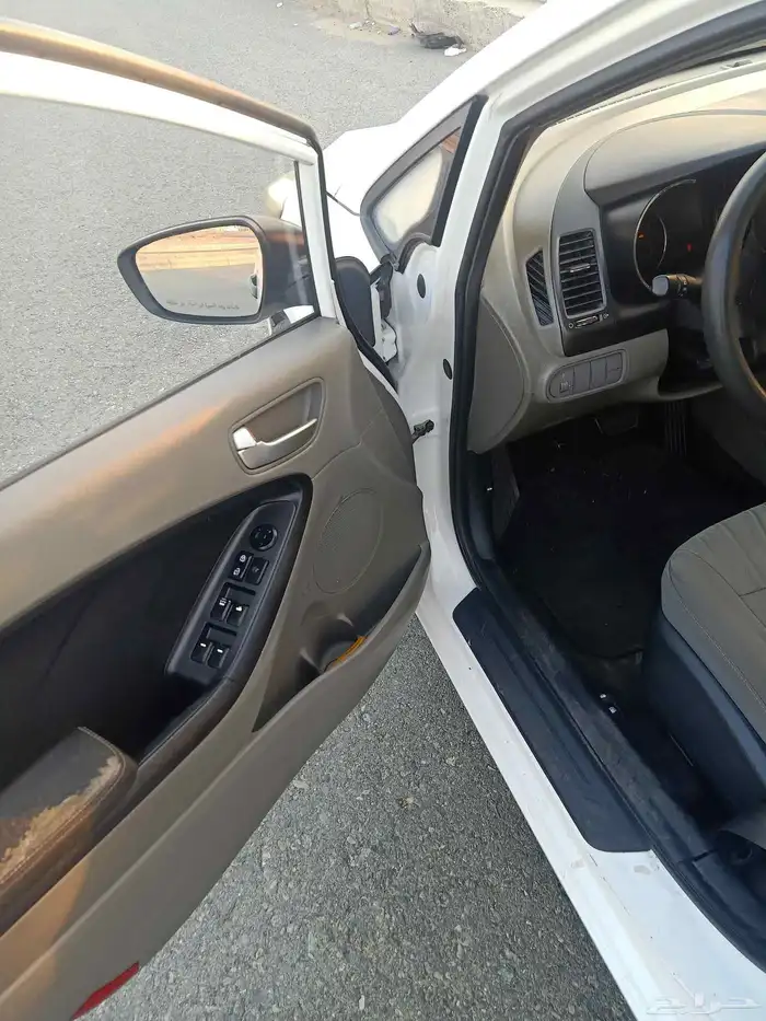 كيا سيراتو 12