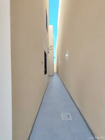 للبيع بأحد رفيده شقه دور ارضي مع حوش واسع من 550 الف index