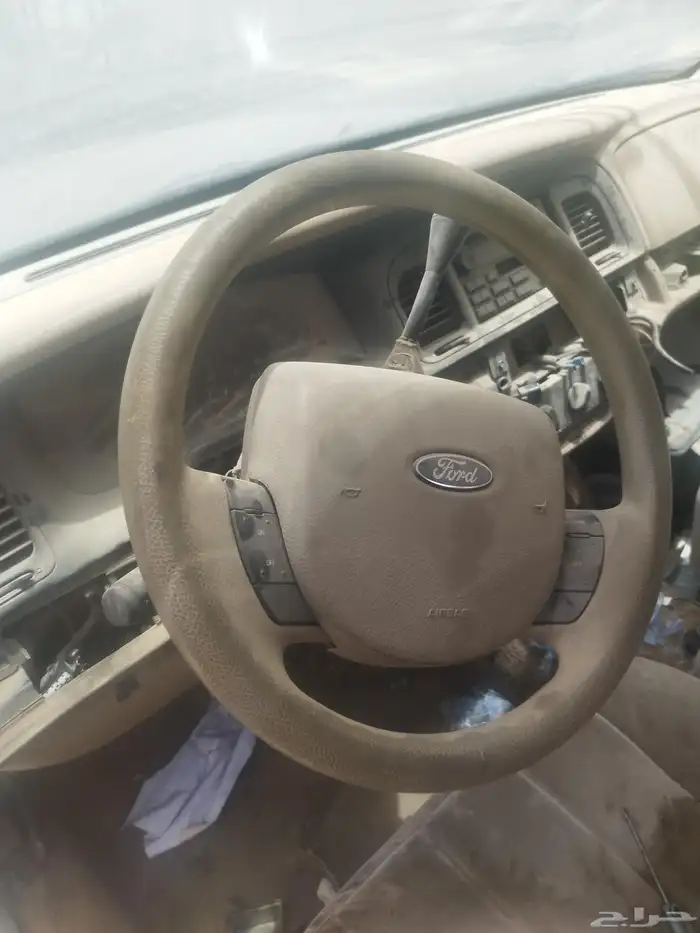 فورد فكتوريا 4