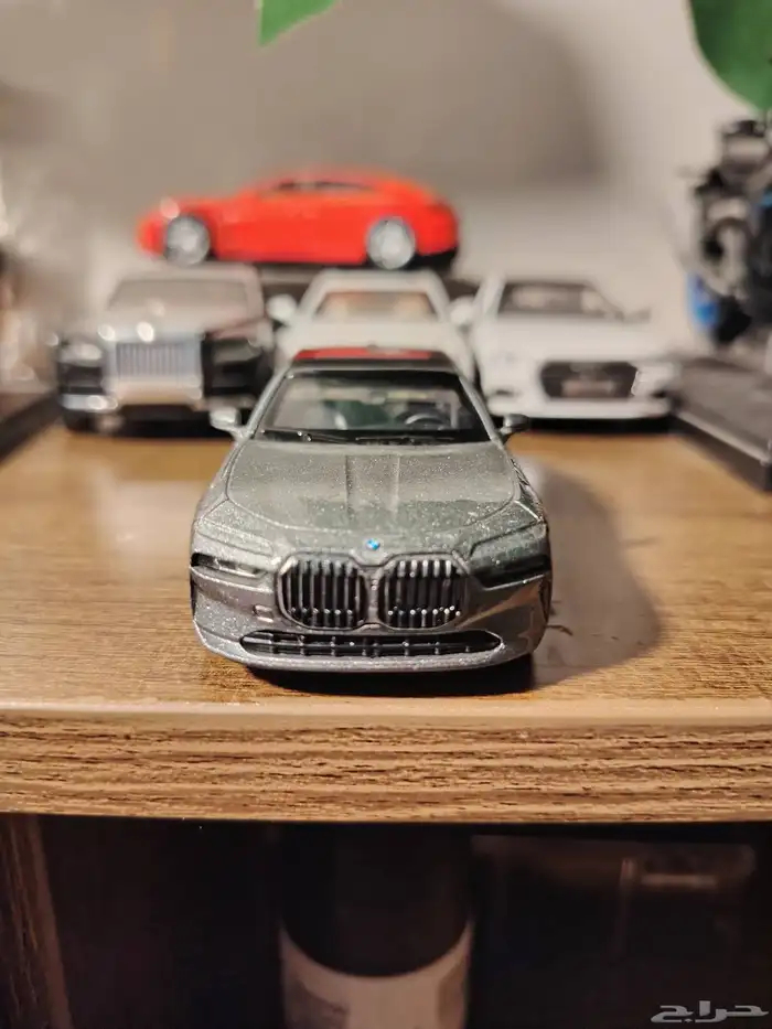 مجسم BMW الفئة السابعة 2025 0