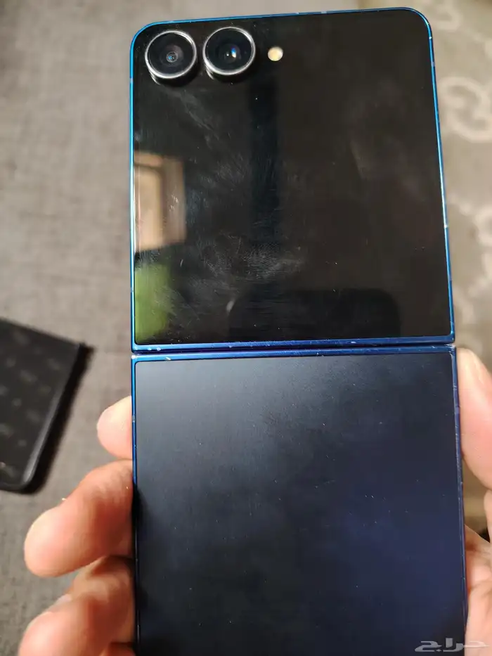 جلكسي فلب 7 شاشه مطويه 7