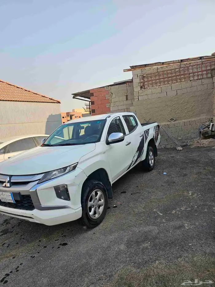 اميتسوبيشي 2019 5