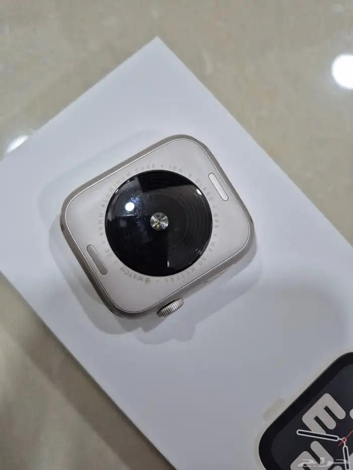 ساعة ابل SE الاصدار الثاني 5