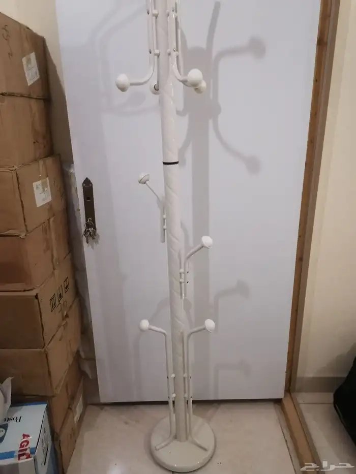 غرفة نوم وأشياء أخرى للبيع عصافير ومكنسة وشلال 8