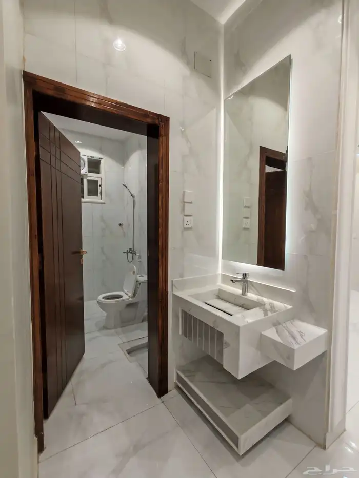 للبيع بأبها المحاله دور ارضي بحوش واسع ب 590 الف 15