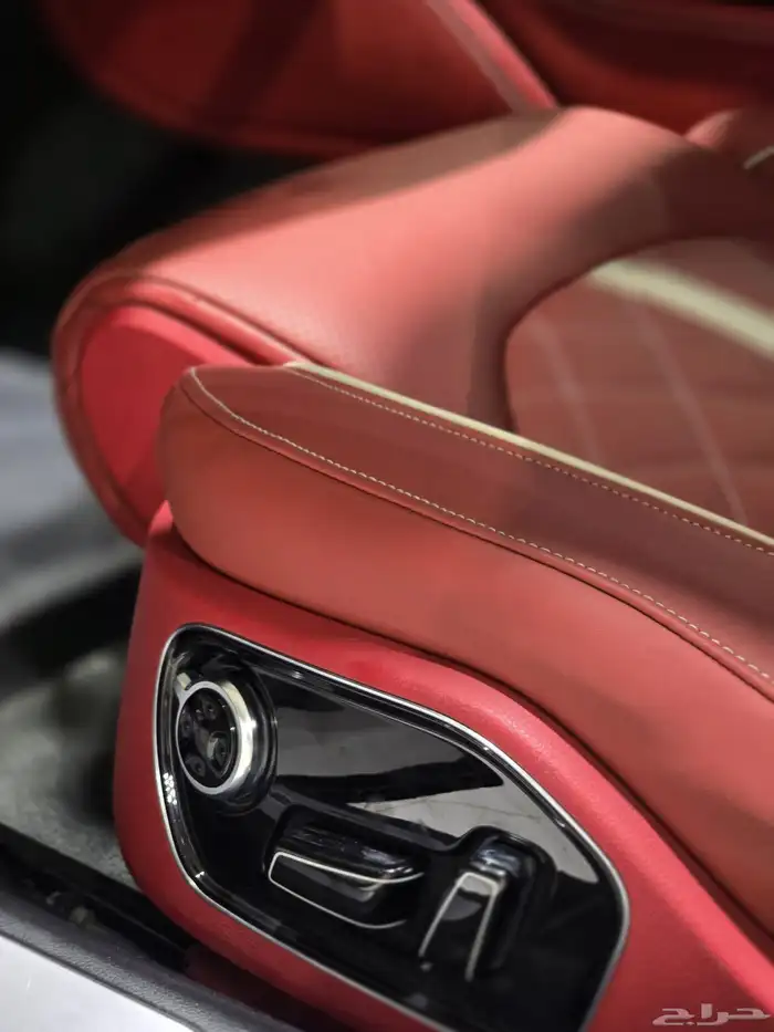 اودي A8-L موديل 2015 بحاله ممتازه 13