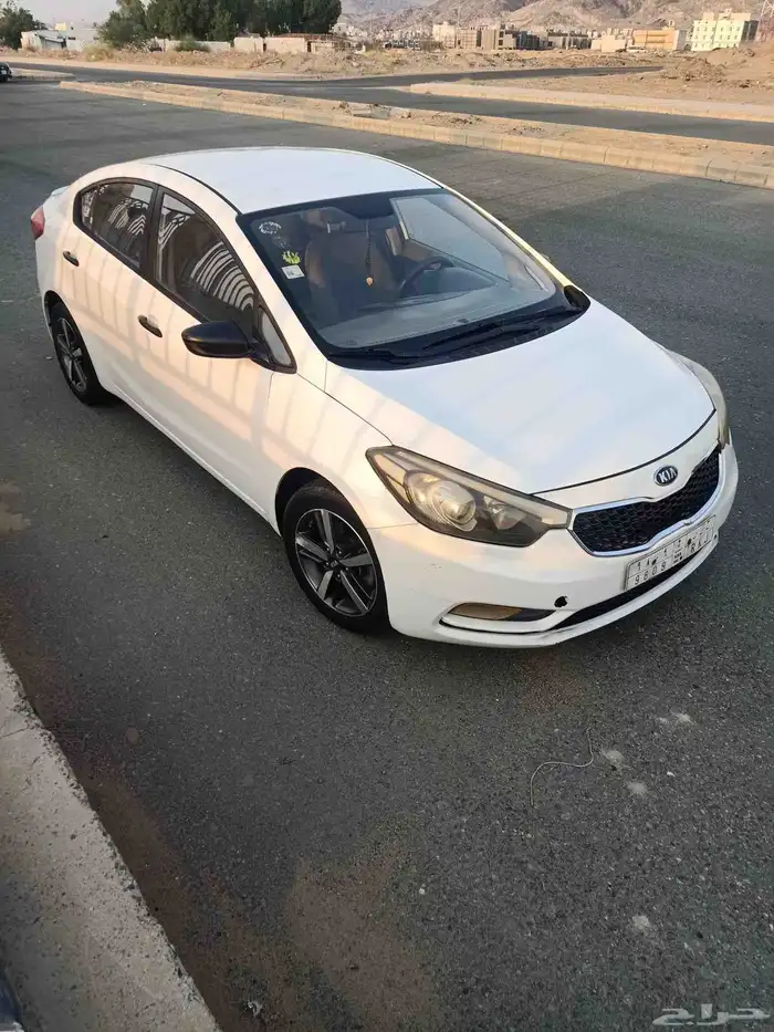 كيا سيراتو 15