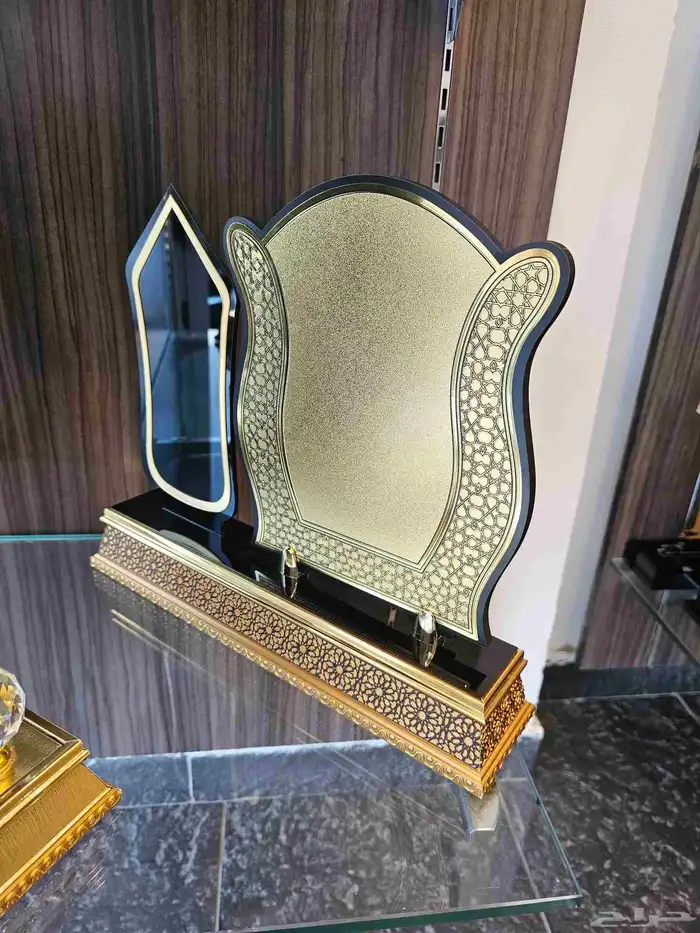 دروع تذكارية  هدايا   درع   دروع هدايا 0