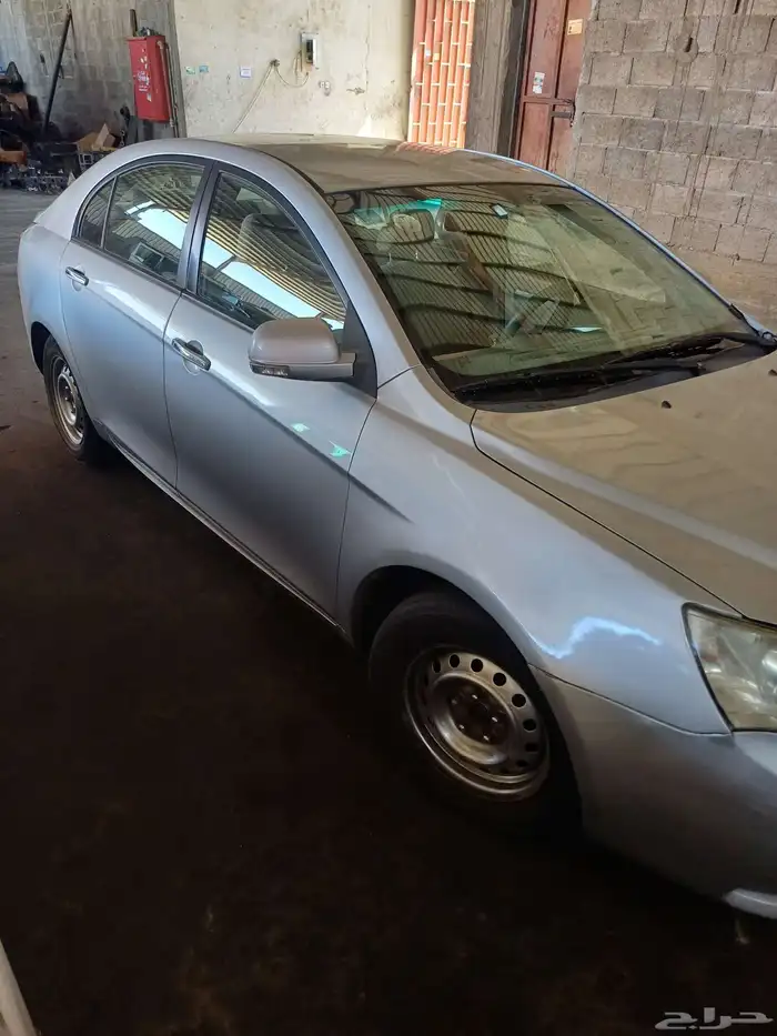 جيلي2012 بحاله جيده جدا للبيع رقم صاحبه لتواصل 0