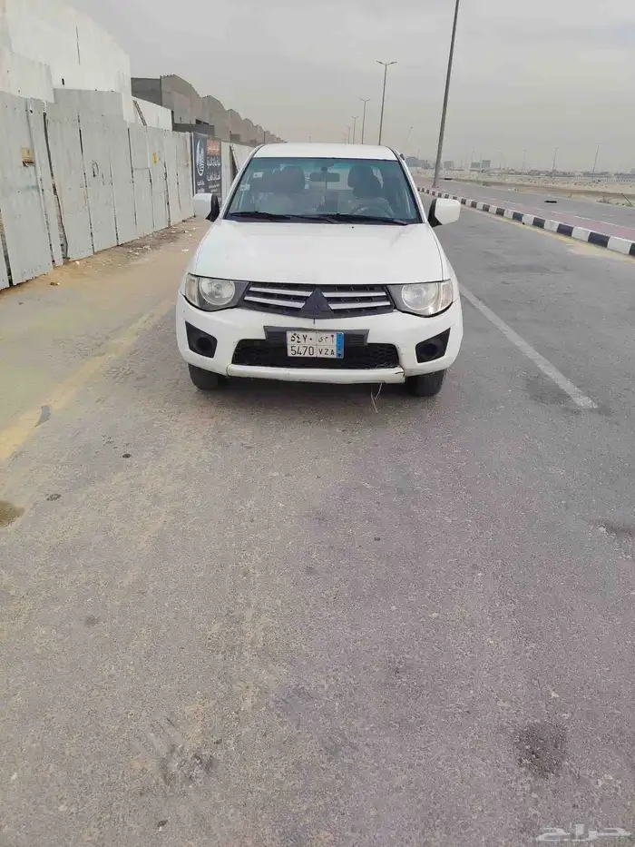 ميتسوبيشي 2013 4